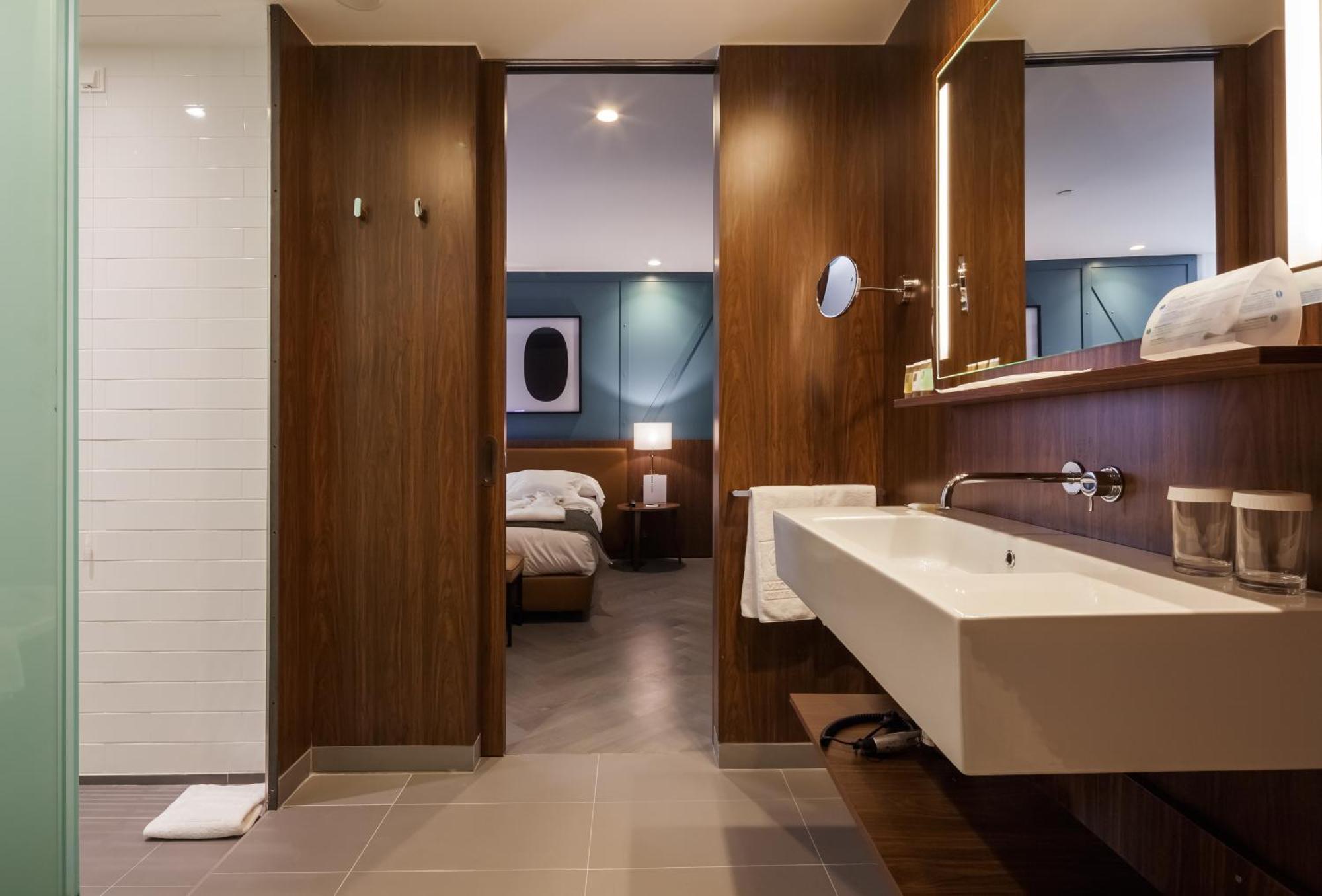 Triple Room,1274440462:JPEG